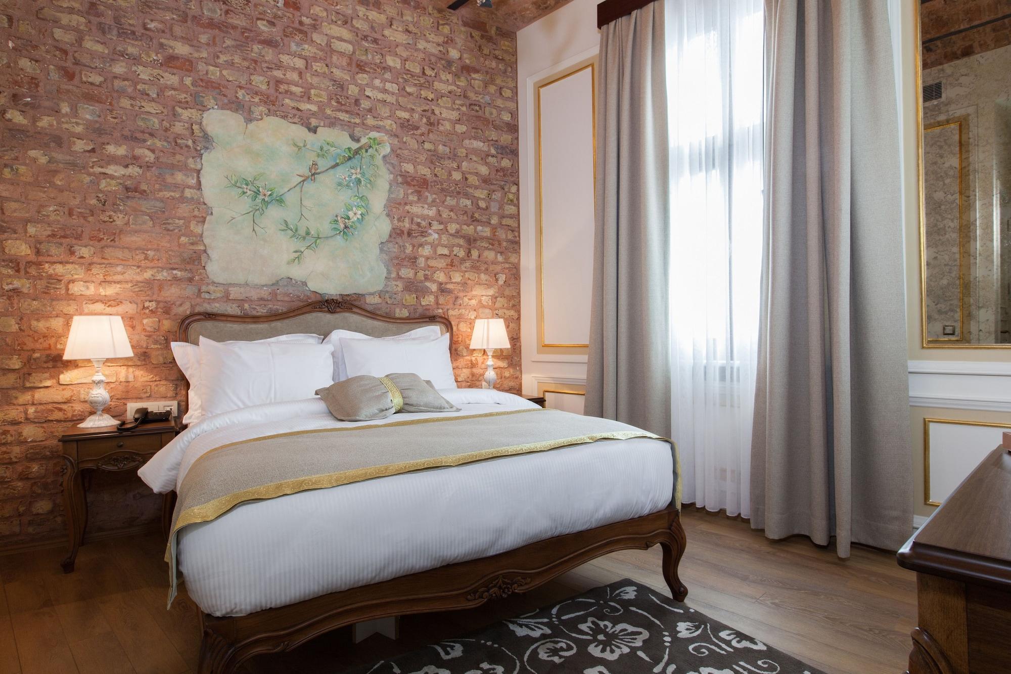 Pera Parma Otel İstanbul