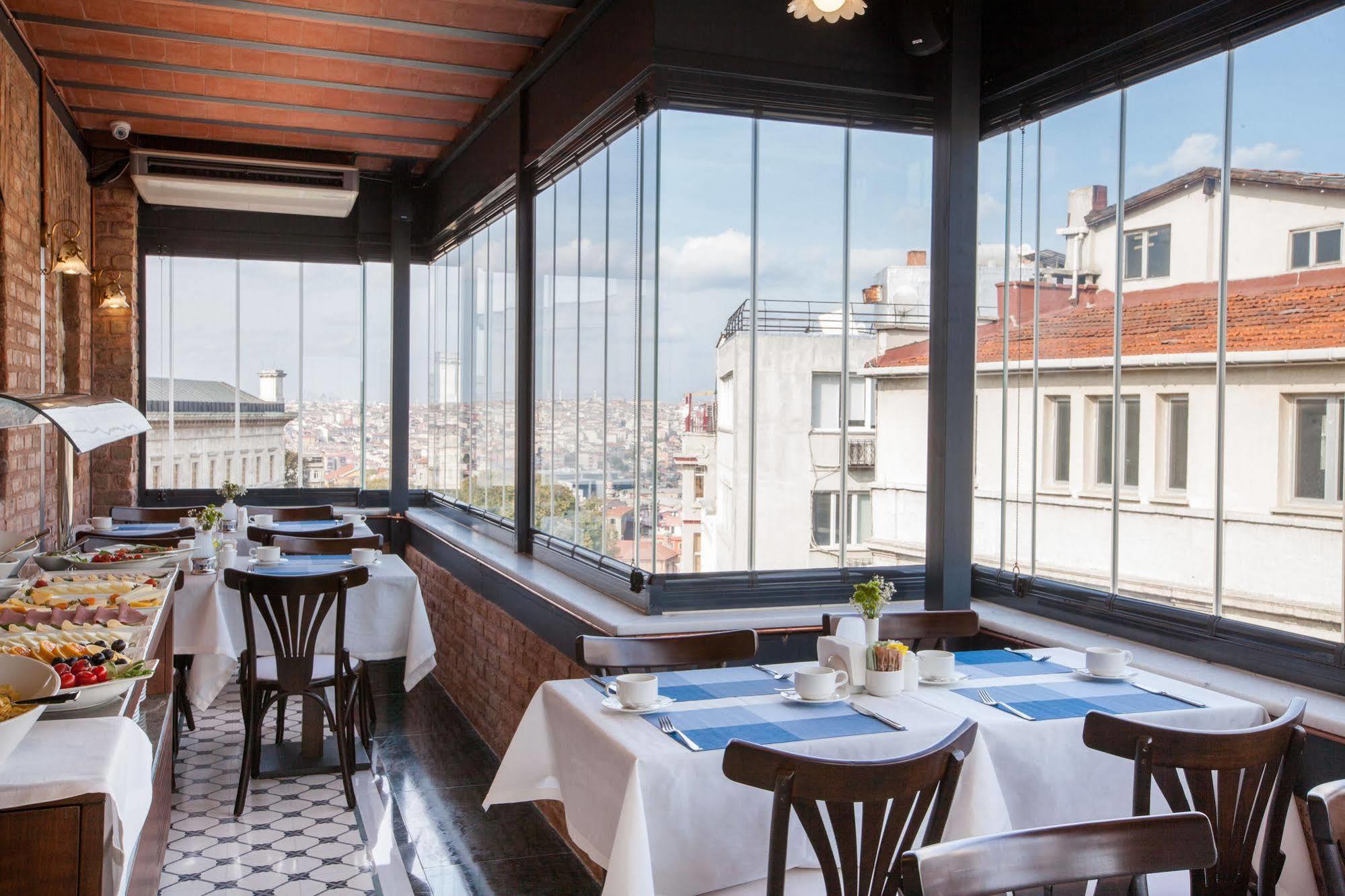 Otel Pera Parma 4*